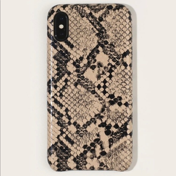 Other - NWT! Snakeskin Pattern iPhone 11 case.